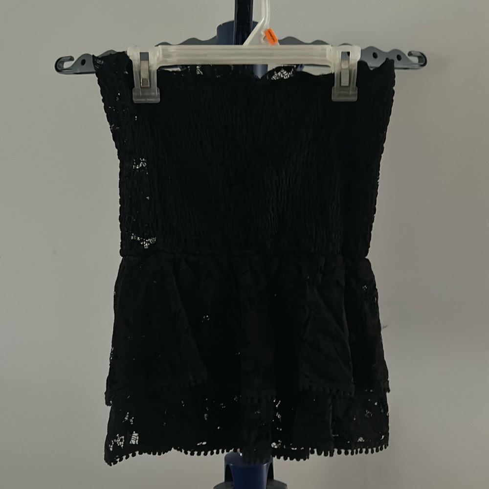 Black lacy tube top